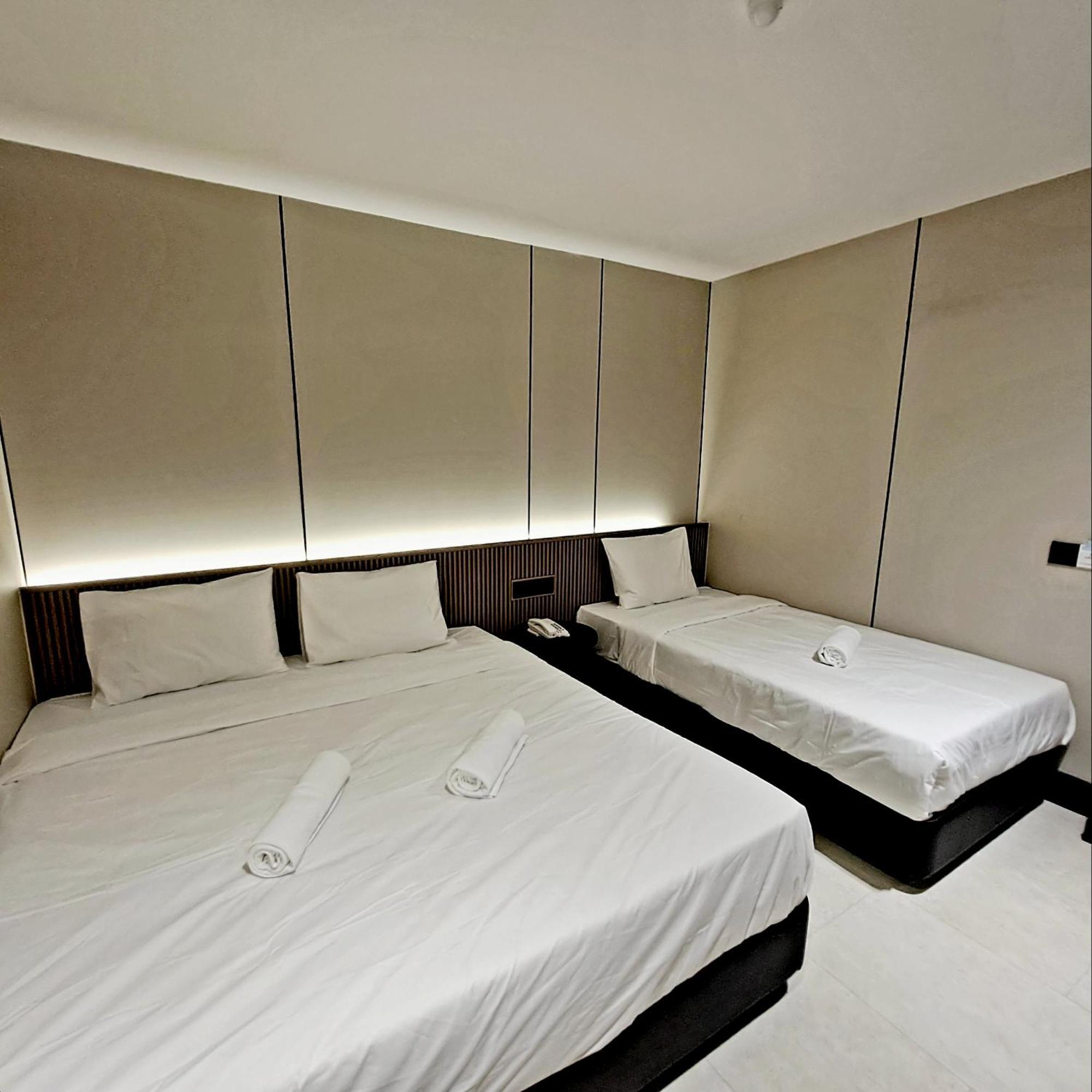 Urban Inn, Salak Tinggi Sepang Eksteriør billede
