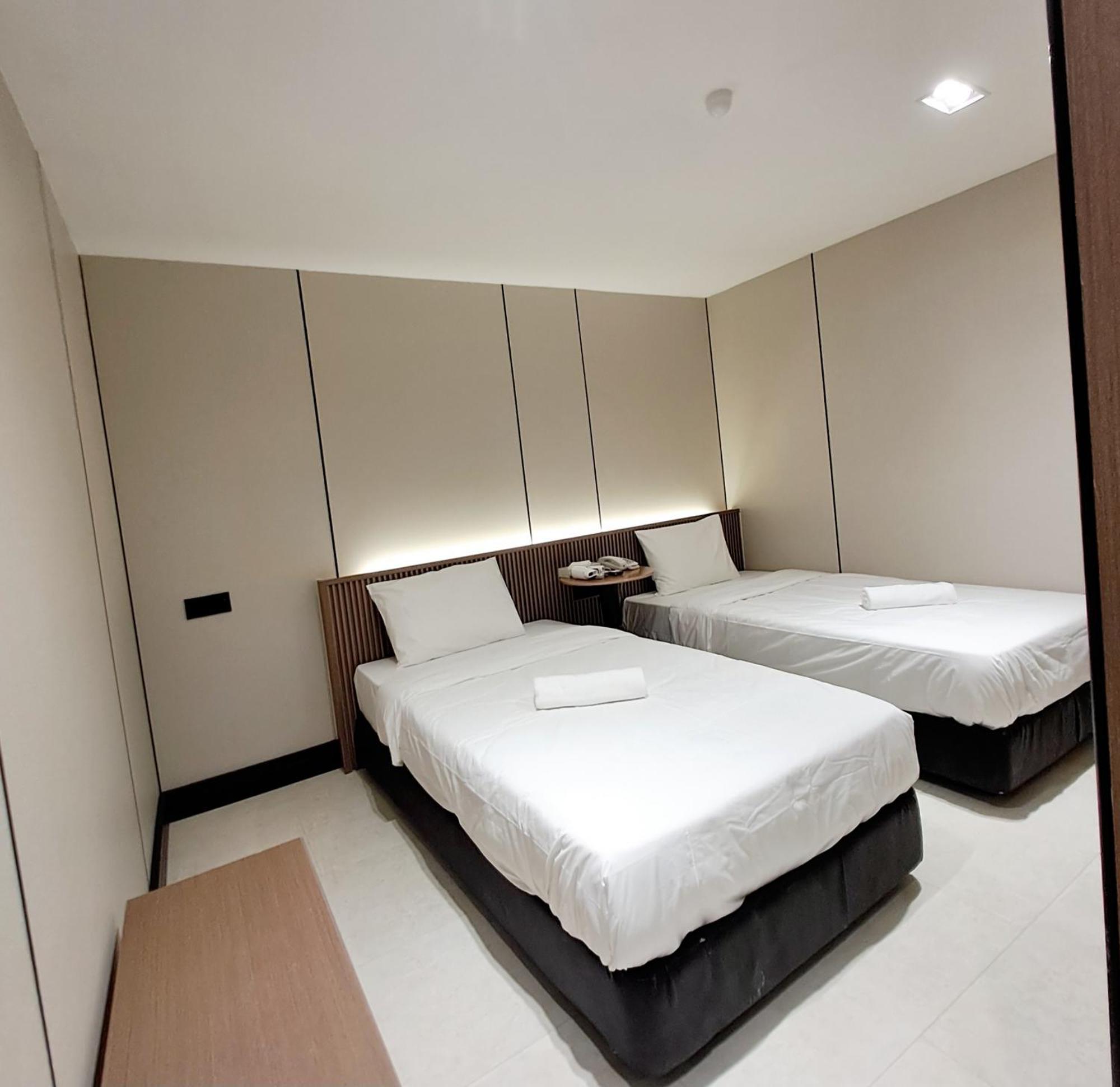 Urban Inn, Salak Tinggi Sepang Eksteriør billede